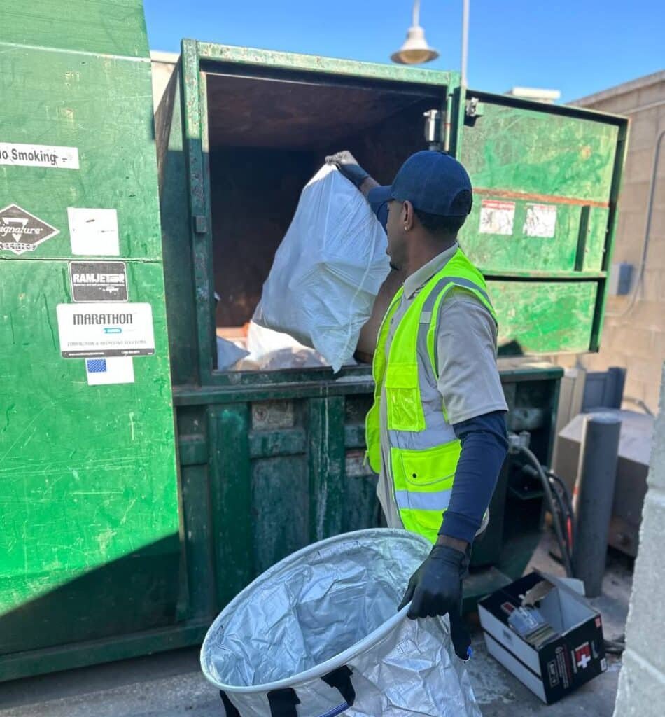 75 Best Apartment Amenities List, valet trash, valet trash service