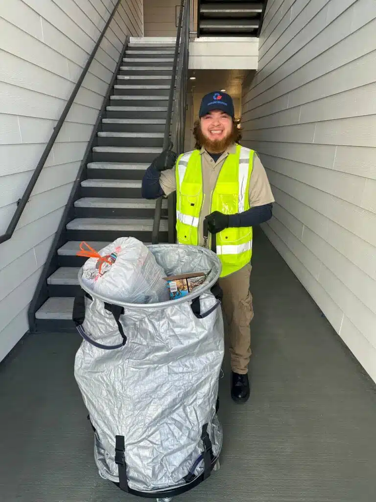 Valet Trash, Doorstep Trash Collection, Valet Doorstep Trash Collection in Carrollton, whats included in valet trash service, property managers, property manager valet trash, property manager