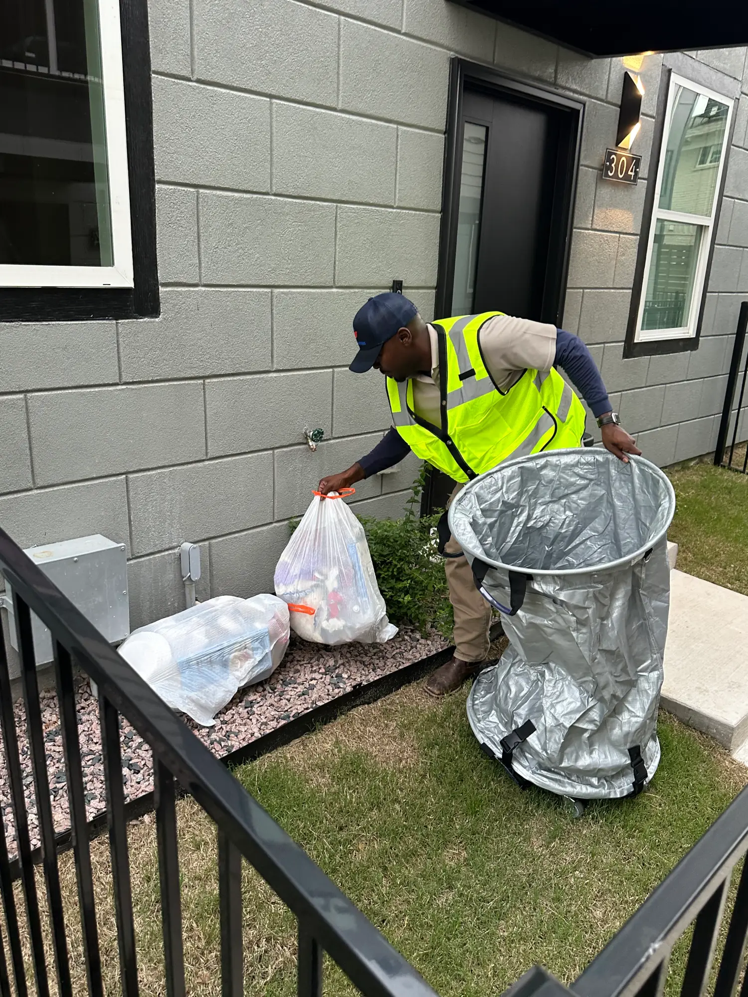 what is vallet trash 1 How To Use Valet Trash how to use valet trash